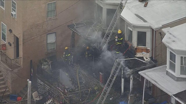 chopper-fleming-street-fire-manayunk-093026-frame-35462.jpg 