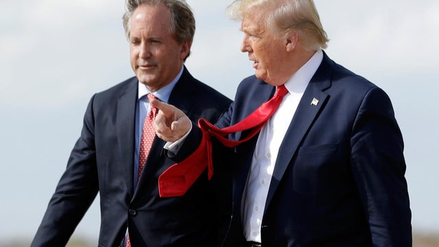 Donald Trump,Ken Paxton 