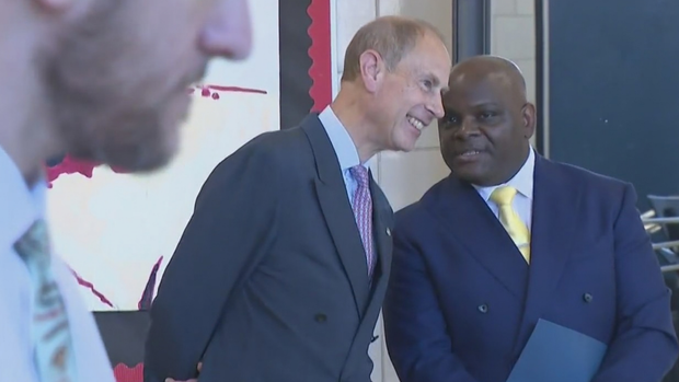 prince-edward-visits-baltimore-schools-2.png 