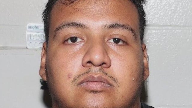 Man confesses to stabbing young sons, killing 1 at Arlington apartment, officials say