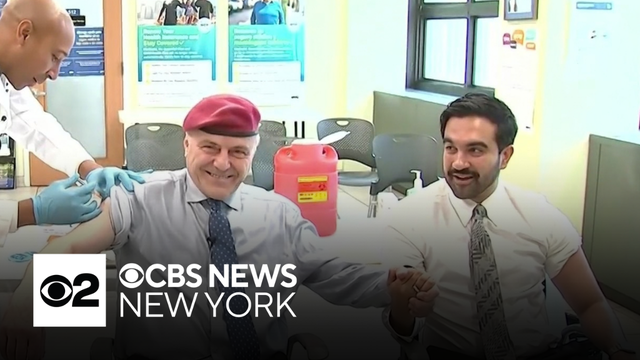 New York City Mayor Mamdani and Curtis Sliwa held hands as they receive their flu shots