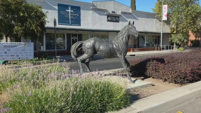 7-foot bronze statue of Kentucky Derby winner stolen in North Sacramento