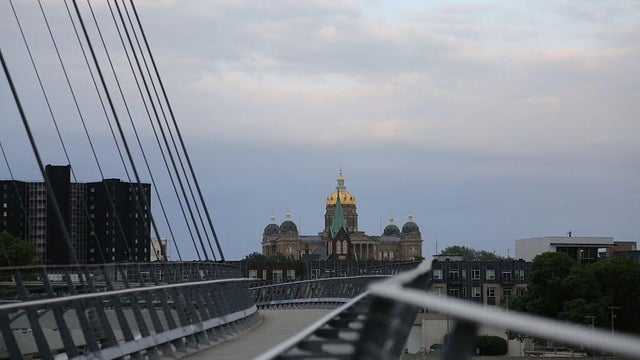 U.S.-IOWA-DES MOINES-CITY VIEW 
