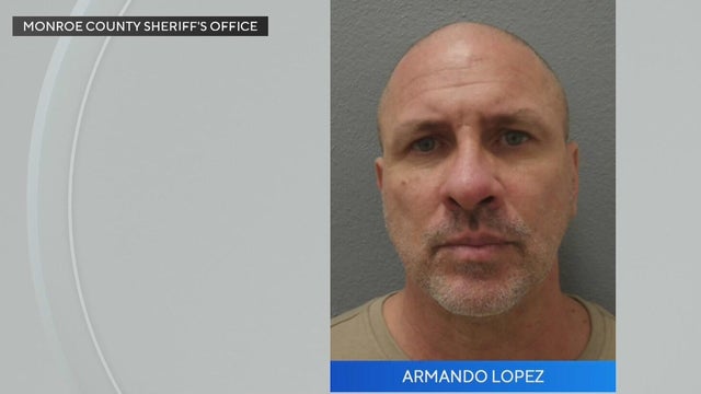 Monroe County man on the run after skipping court appearance