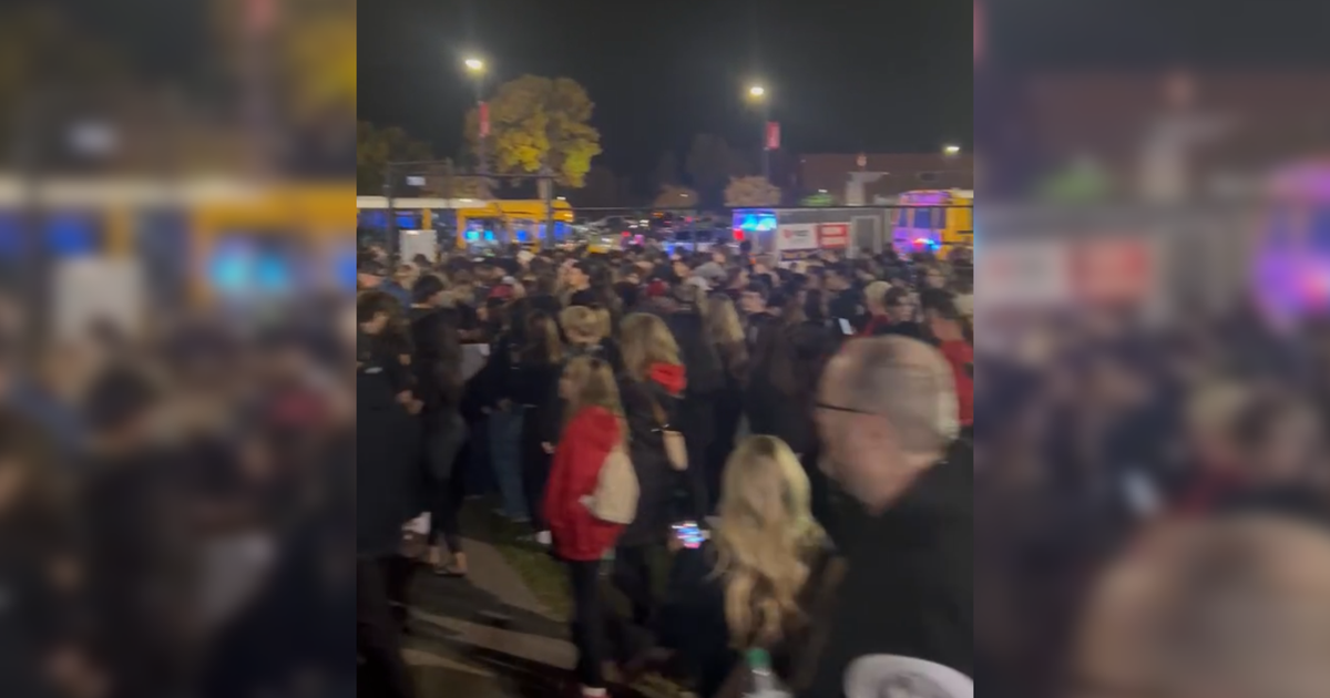 2 injured after shooting at Eden Prairie High School amid homecoming football game, police say