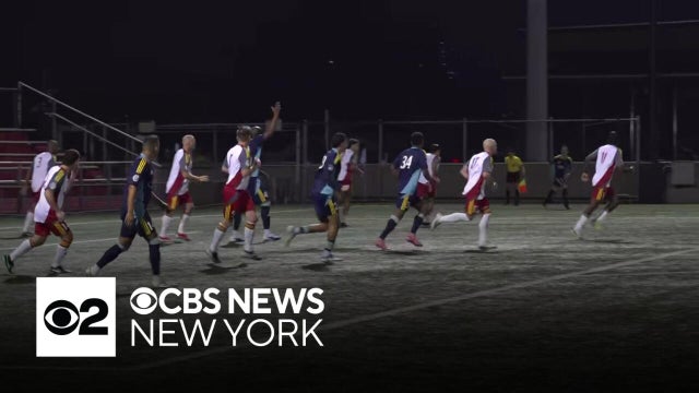 NYPD, FDNY face off in 8th Annual Ford Classic