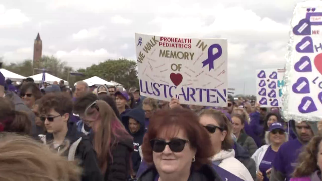 Thousands take part in 26th annual Lustgarten Foundation Walk on Long Island