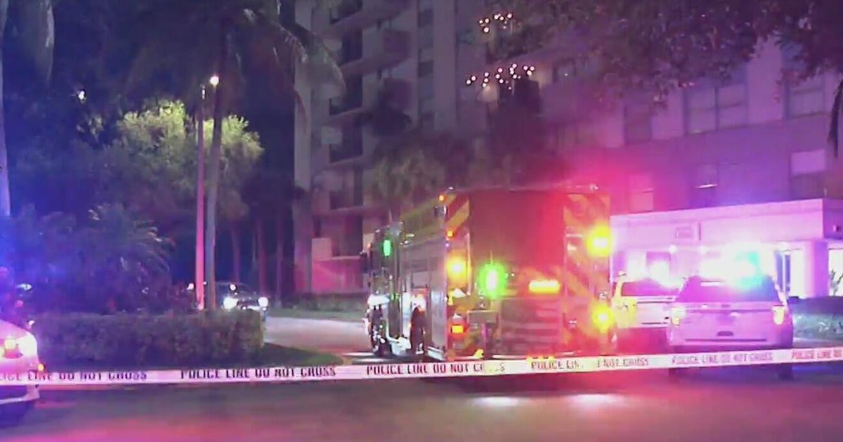Large police investigation underway in North Miami after shooting and flooding at apartment building; one person hospitalized with gunshot wound