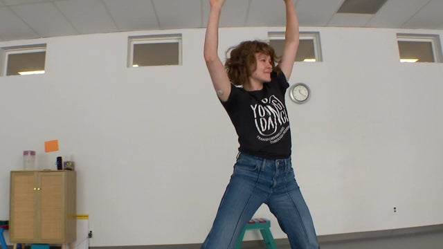 5p-pkg-wis-young-dance-wccobepy-00-01-4018.jpg 