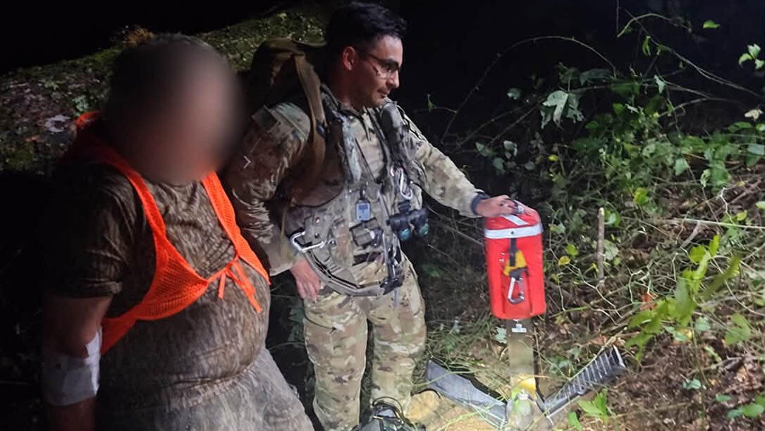 Lost hiker rescued from ravine by helicopter in Georgia's remote ...