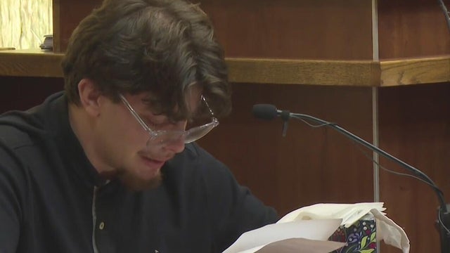 Victims' son and brother takes stand to end the state's argument in Miami man's triple murder trial