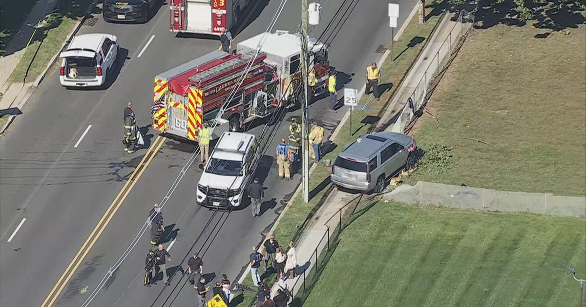 Medical helicopter responds to crash in Lindenwold, New Jersey