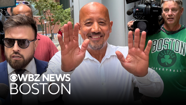 Lawrence City Council considers no confidence vote for mayor facing charges