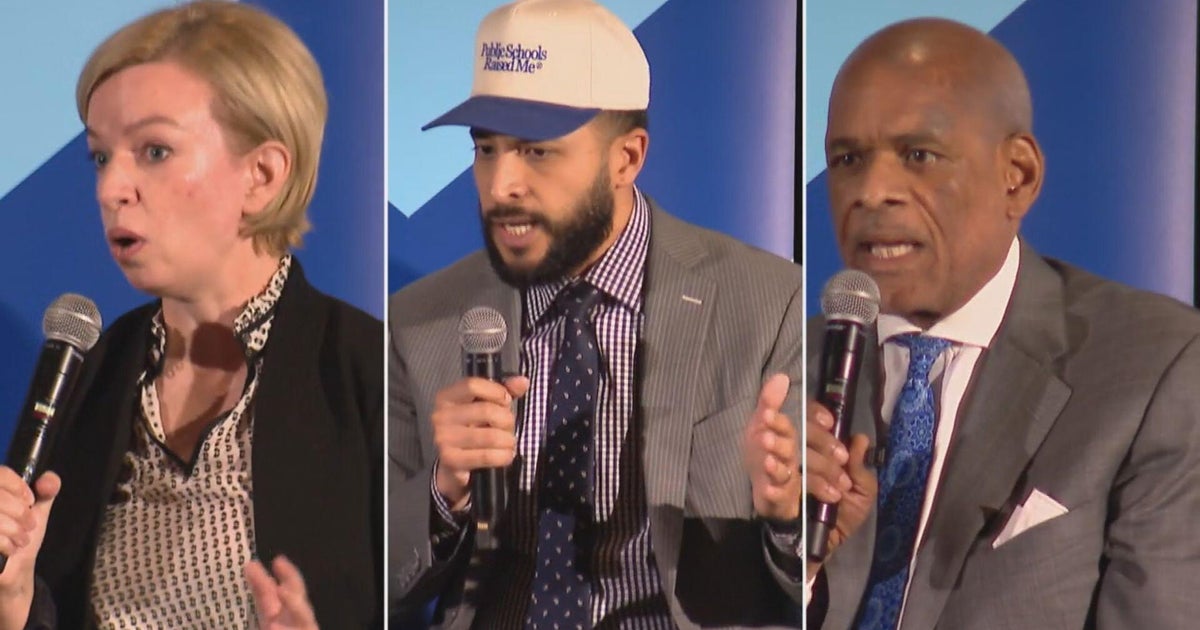 Candidates for Chicago Board of Education president face off at forum