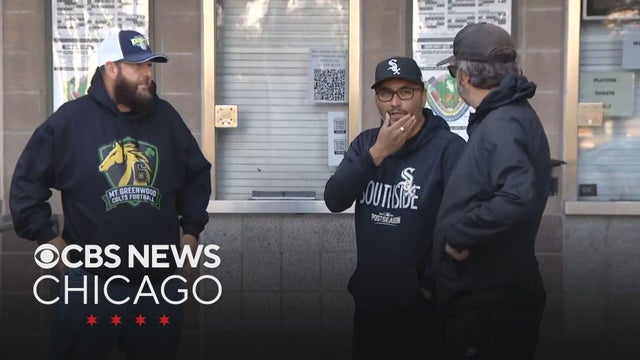 White Sox fans gather at Rate Field ahead of Game 3 of ALDS