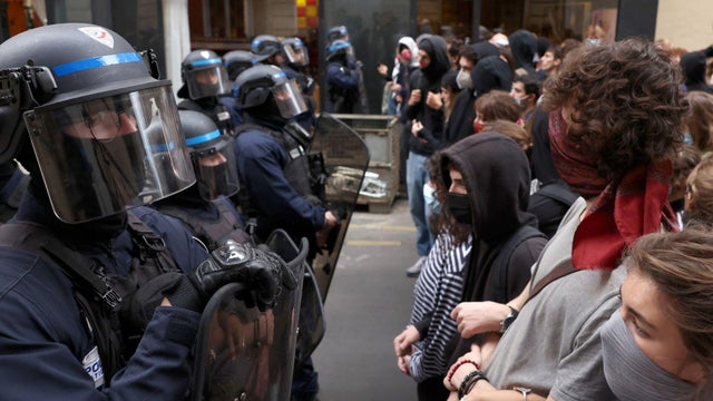 France halts use of police stun grenades