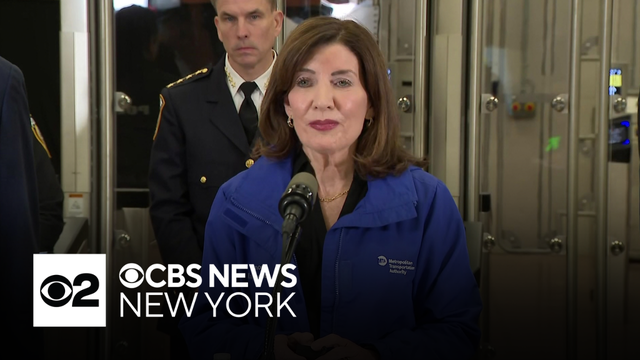 New NYC subway gates to be installed to combt fare evasion, Gov. Hochul says