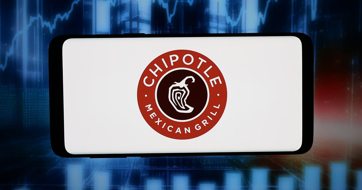 Акциите на Chipotle скочиха след съобщението, че Starbucks обмисля поглъщане