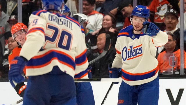 Vasily Podkolzin,Leon Draisaitl 