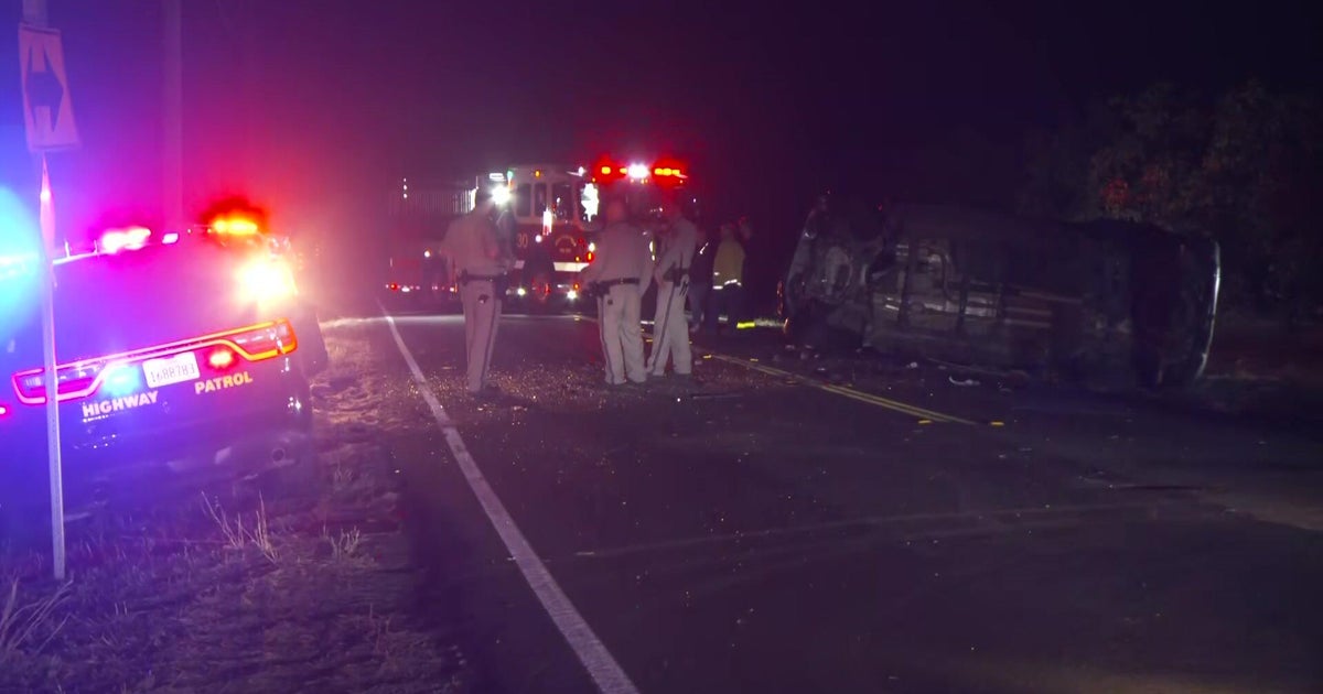 1 dead, 1 injured in two-vehicle crash in Davis area