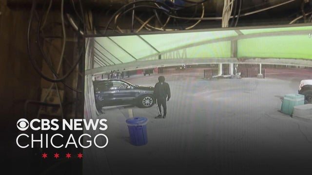 Burglars back car into Lincoln Park gas station to steal ATM