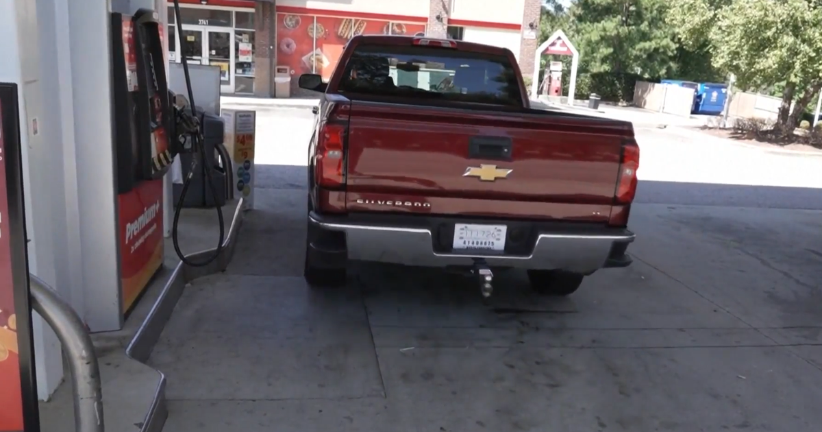 cbsnews.com - Jamal  Goss - Georgia gas prices fall as state tax break continues