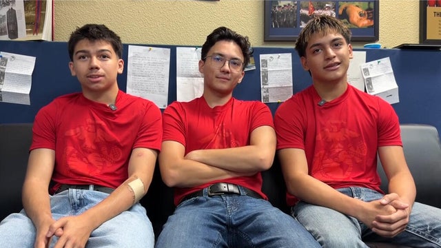 young-marine-recruits-100926.jpg 