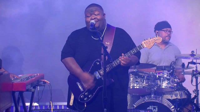 Kingfish plays "Bad Like Me"
