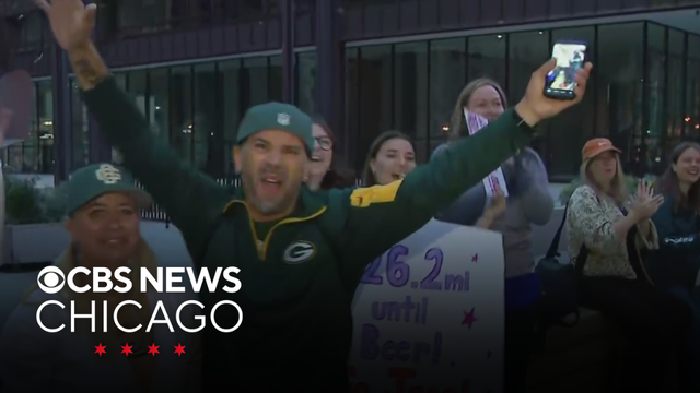 Cheering crowds turn out for 48th Bank of America Chicago Marathon