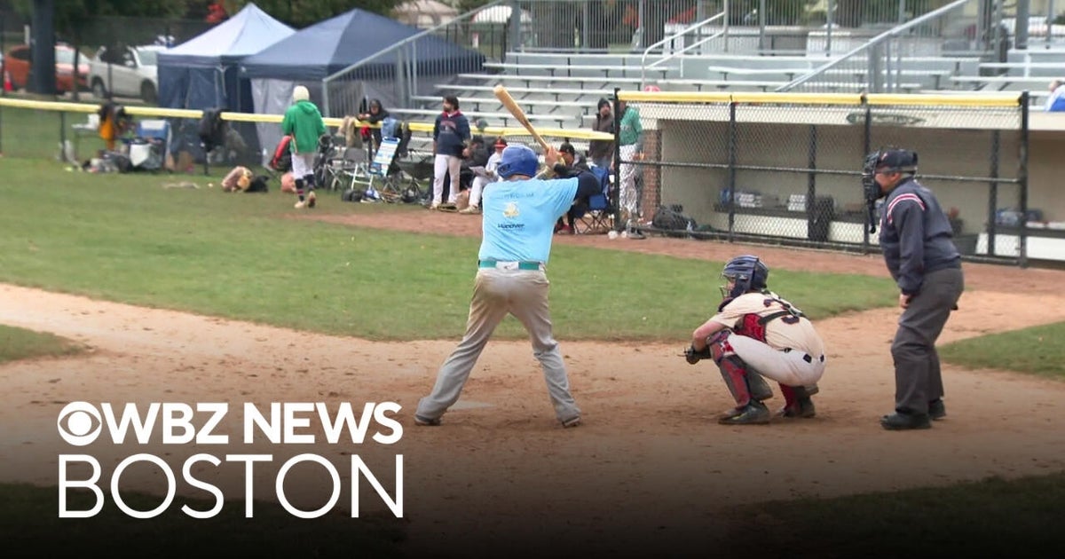 Athletes raise funds for ALS research in 100 Innings of Baseball game in Quincy
