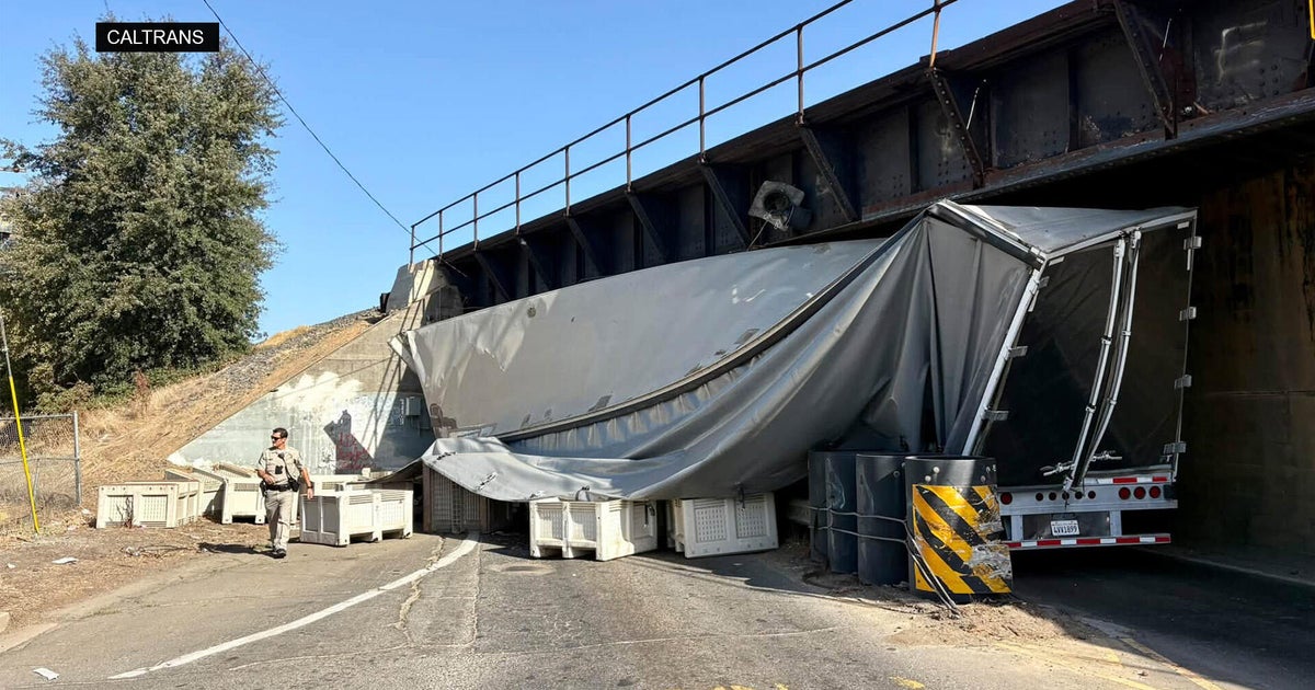 Marysville Highway 70 closed after another semi strikes railroad trestle