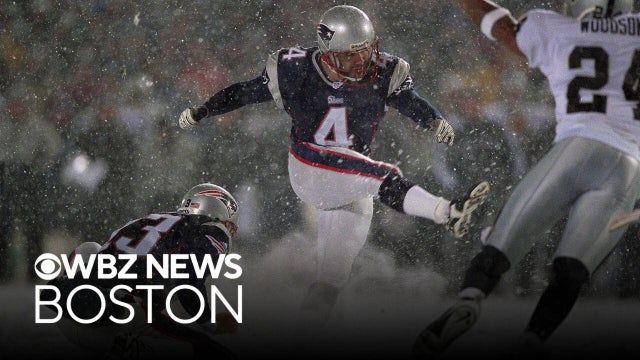 Adam Vinatieri reenacts Snow Bowl kick in studio on Sports Final
