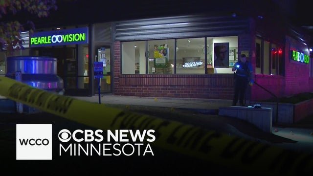 2 hurt in West Lake Street shooting, Minneapolis police say