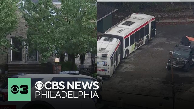SWAT teams in standoff with armed man on SEPTA bus, suspected in killings of 2 women