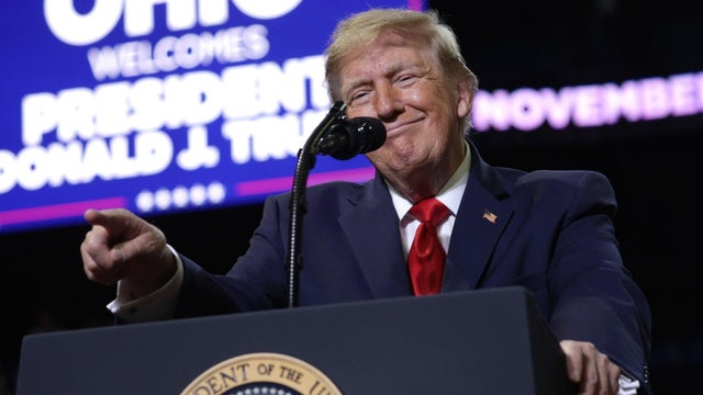 Trump rallies raucous Ohio voters
