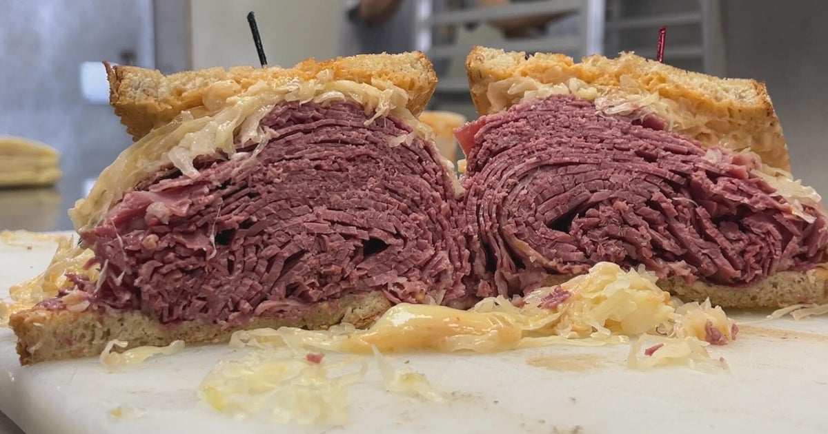 The Kibitz Room in Cherry Hill, New Jersey, hit with violation for failing to disclose food isn't kosher