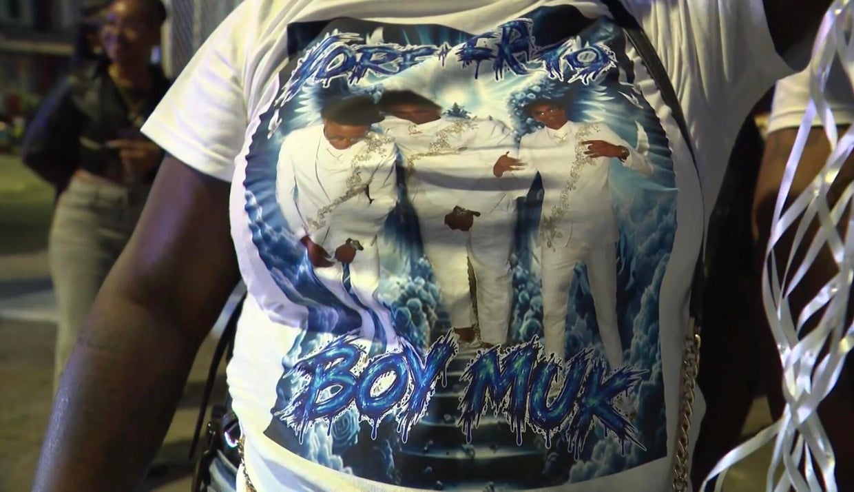 Mourners gather for emotional vigil honoring 2 teens killed in West ...