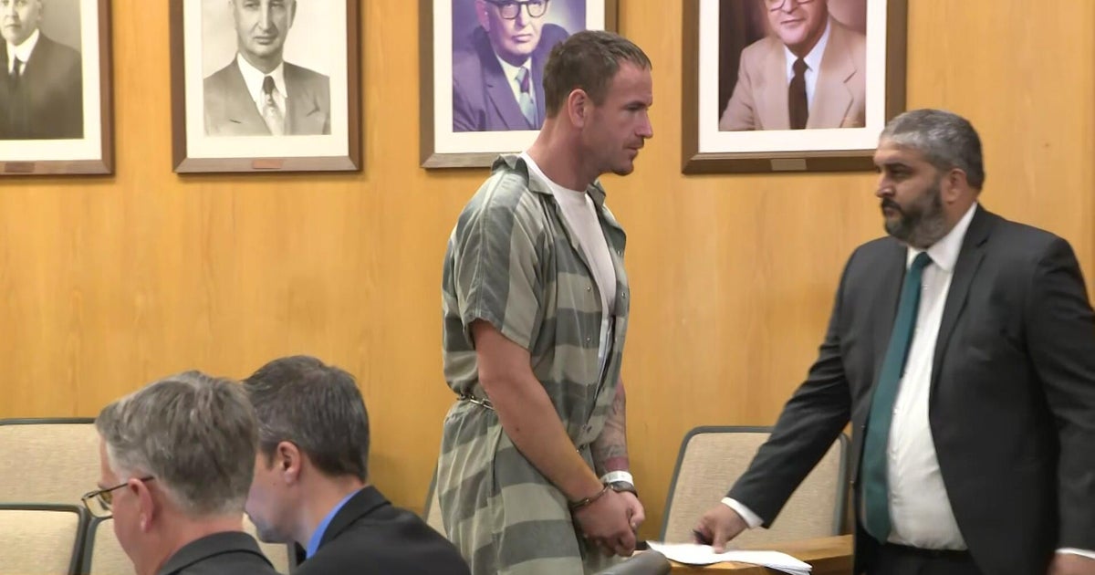 Man pleads not guilty to murder in Marysville Save Mart stabbing
