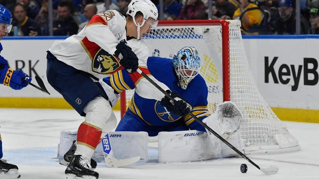 Brady Tkachuk,Ukko-Pekka Luukkonen 