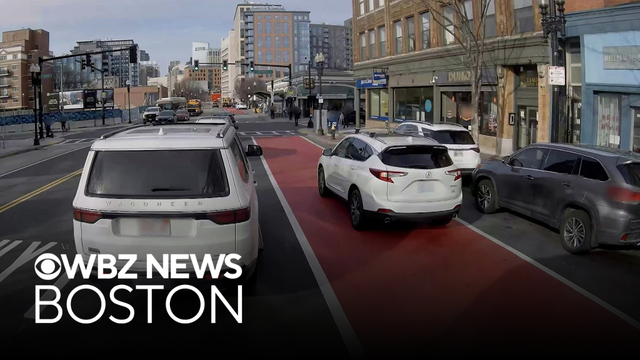 How will the MBTA decide who gets a $125 ticket for bus lane violations?