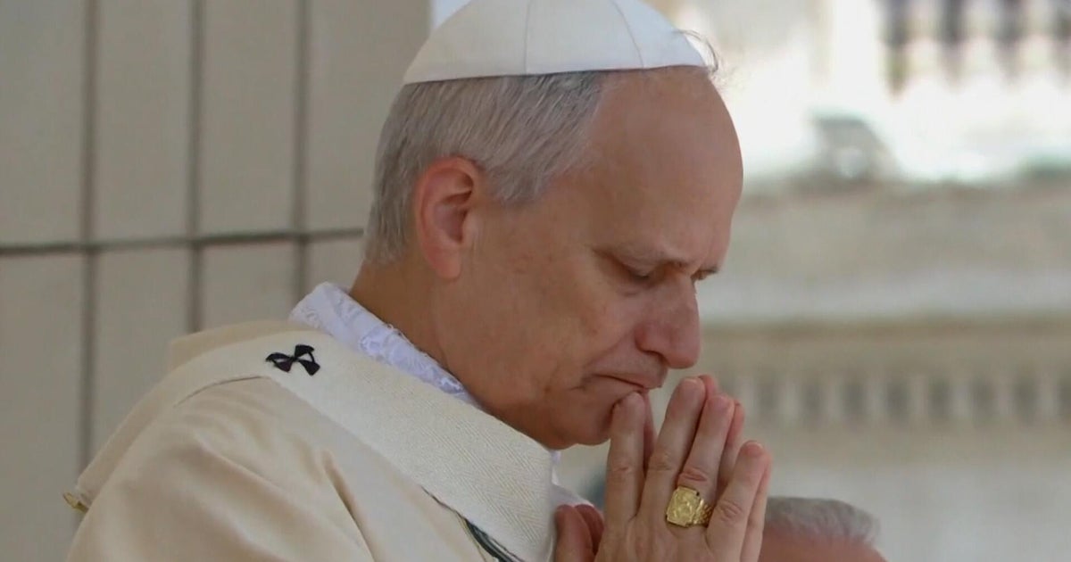 Trump, Chicagoans show outpouring of support for Pope Leo amid cancer diagnosis