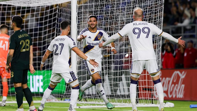 LA Galaxy v Portland Timbers 