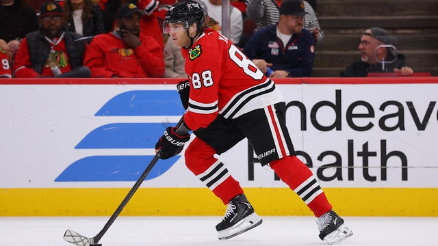 NHL: OCT 15 Jets at Blackhawks 