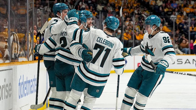 sharks-predators-2299883200.jpg 