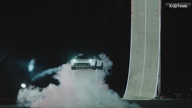 Elon Musk unveils Tesla Roadster with flying capabilities in Texas