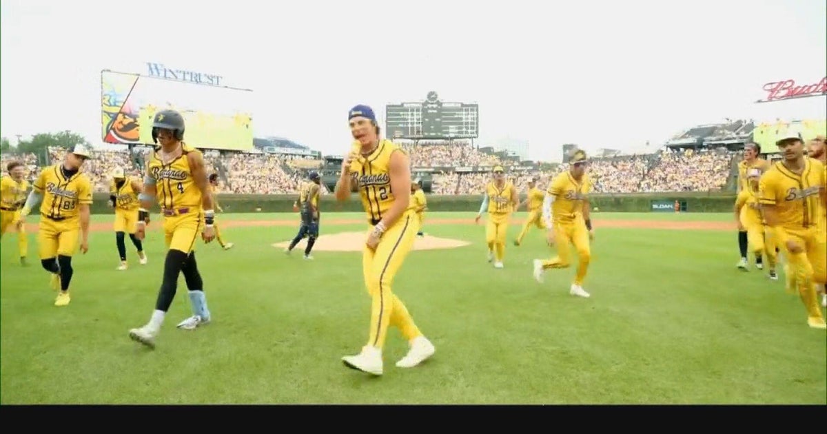 Savannah Bananas to play at Chicago's Soldier Field in July 2027 - CBS ...