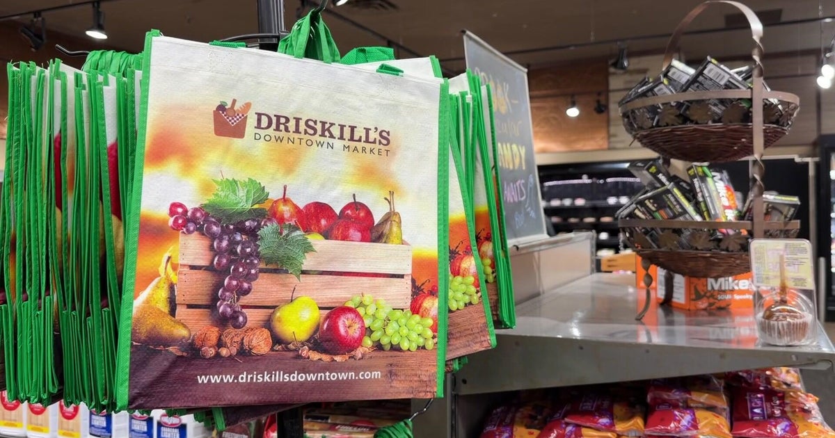 Hopkins grocery store seeks community support amid sales struggles
