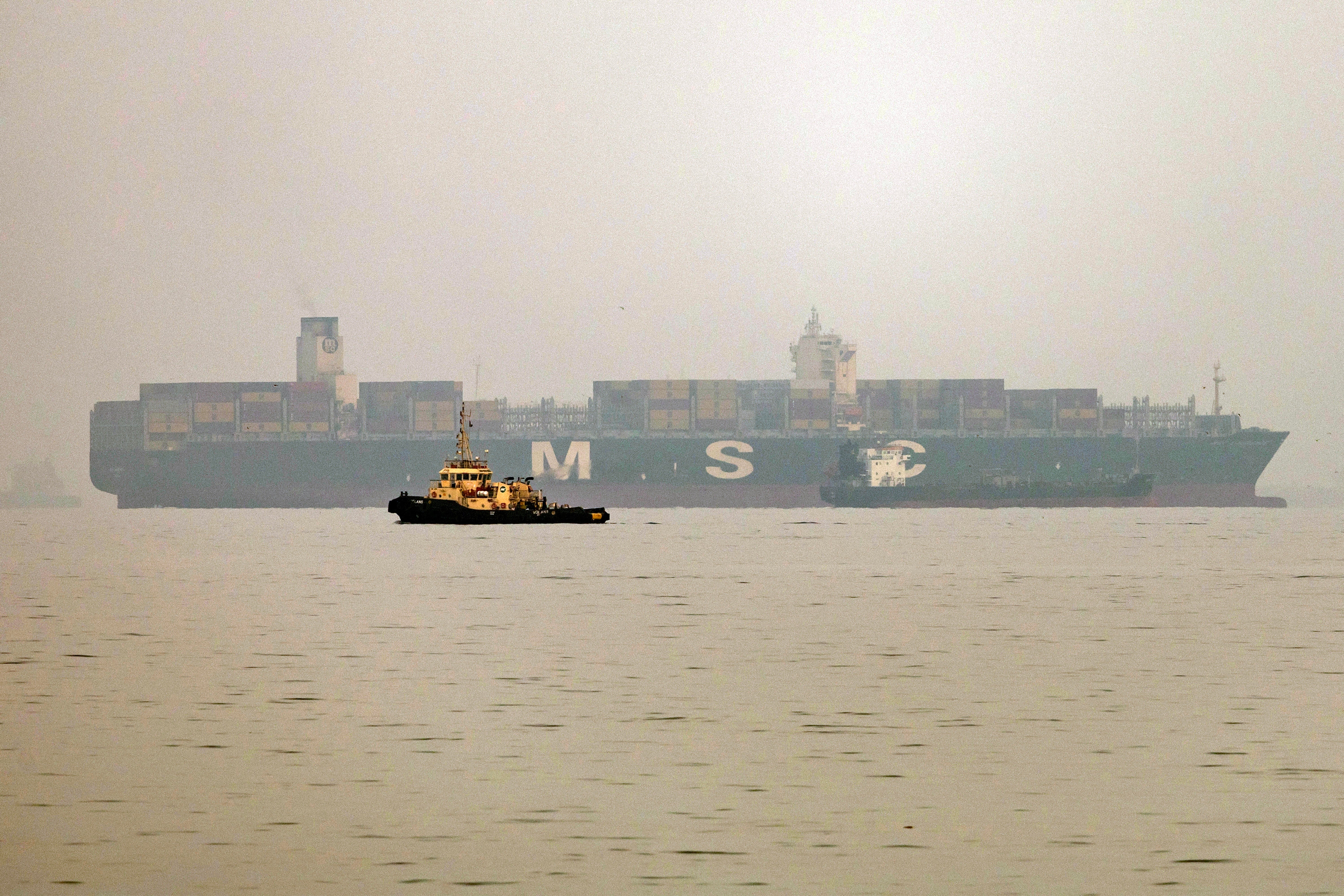 Iran says offer, conditions to reopen Strait of Hormuz still on