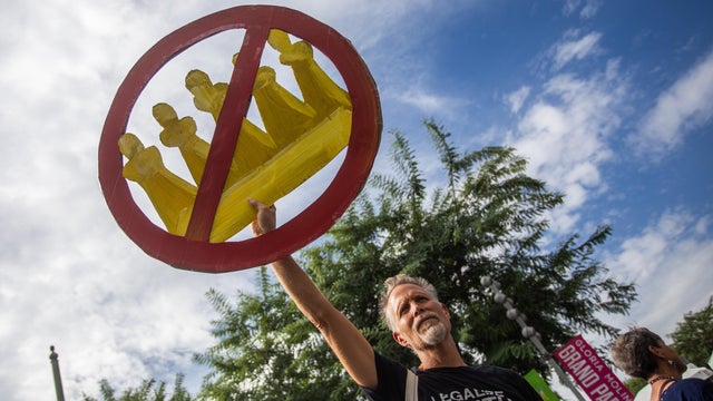"No Kings" Nationwide Rally For Early Voting In Midterm Elections 