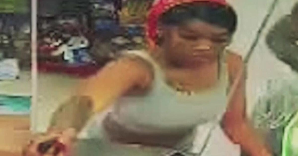 Broward detectives seek woman who pepper-sprayed convenience store clerk in face after purchase dispute